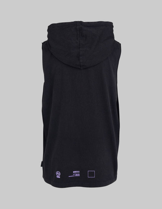 Standard Tank top fit with neon contrast St Goliath prints on both the front and back of the garment. The Glow Sleeveless hoody also offers a self-fabric hood with contrast draw cord. The hem is turned up and finished with twin needle stitching, with branded labeling on the hood and side seam. A Kangaroo Pocket completes this cool summer garment. Sizes 3-7.