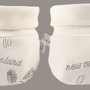 A Sketch Kiwi outfit wouldn't be complete without these "cute as a button" booties. Made from soft cotton with a fold over rib knit band around the top. O/S NB-3mths. Approx 7cm long.