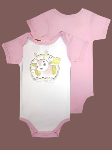 A super cute little bodysuit with white front and pink back, sleeves and trim. It's made from soft cotton interlock and features a cool metallic Buzzy Bee print on the front. Sizes 000-1yr. 100% Cotton 180gsm. Envelope neck. Domed leg opening. Pink, silver and gold Buzzy Bee print on front chest.