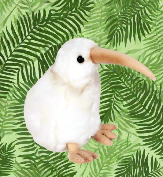 Manukura was the first white kiwi ever hatched in captivity in 2011. Although she was a North Island Brown Kiwi, she had a rare genetic trait and was born with white feathers, but her skin and eyes were normal colours. For the Maori people, Manukura held deep cultural significance.