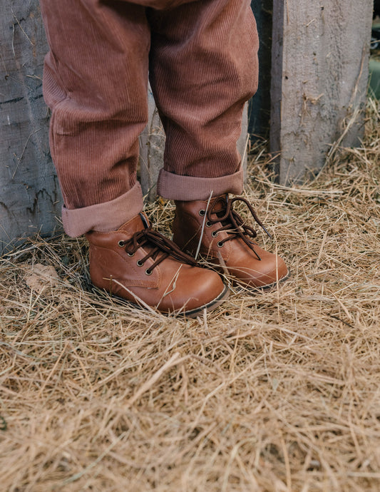 Finley Unisex Leather Kariboots - Chestnut